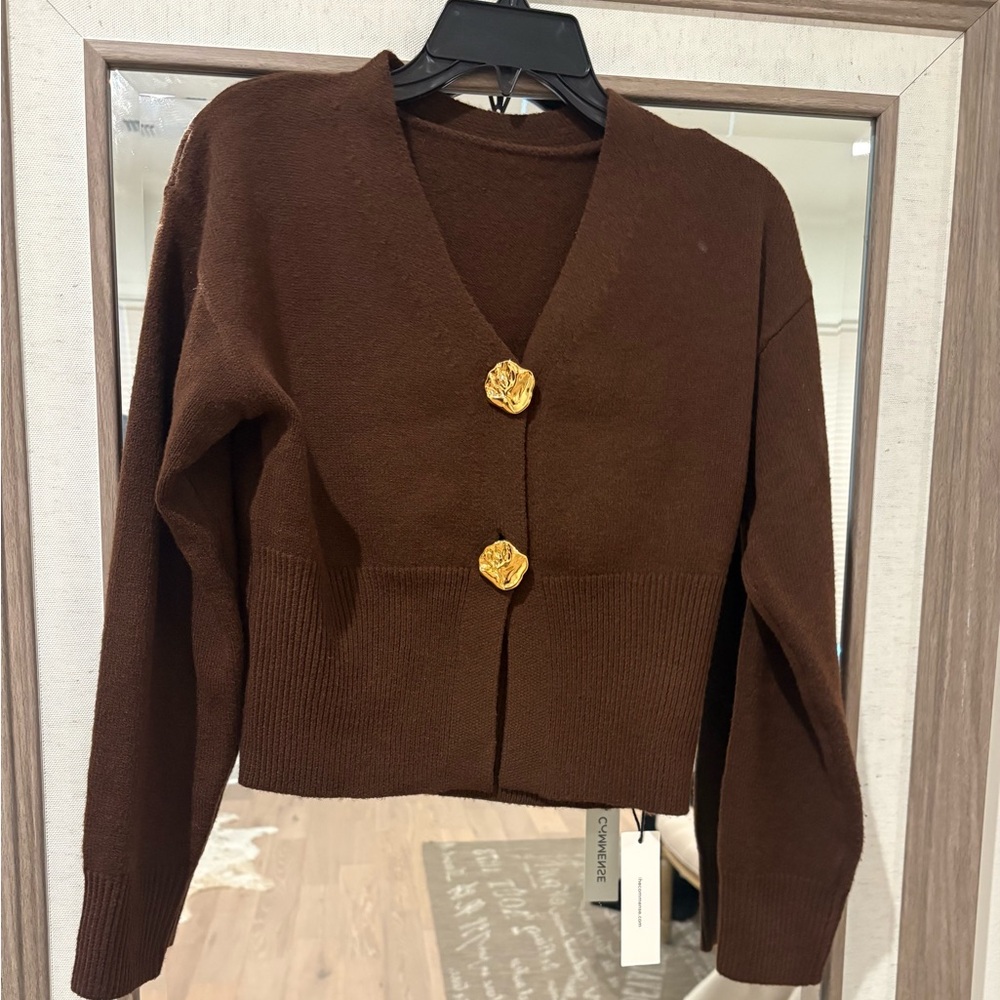NWT Commense Brown V-Neck Sweater with Gold Buttons size small
